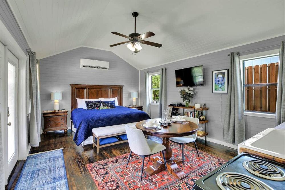 3 Acres of Luxury and Views in Fred Wine Country!